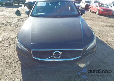 2021 Volvo S60 T5 Momentum из США, поврежденный, VIN 7JR102FK3MG095841